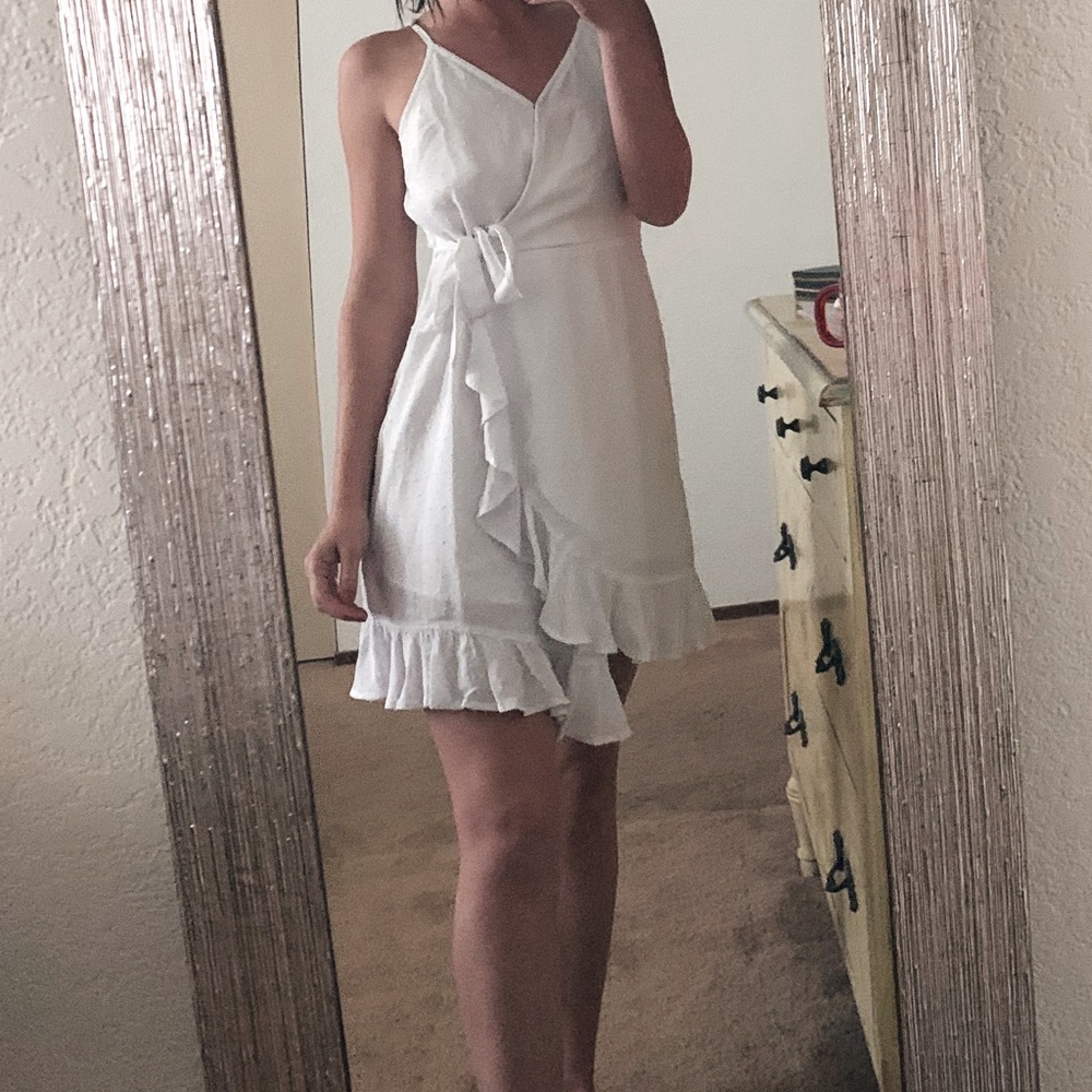 Brand new size XS Hollister dress.